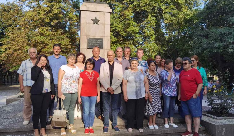 Веска Ненчева и социалисти от Пловдив-област: Паметта за борците срещу фашизма е жива