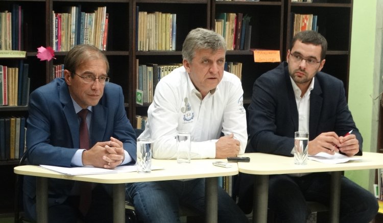 Емил Караиванов поздрави асеновградските учители по случай Международния ден на учителя  